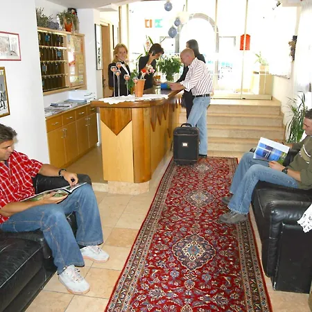 Piccolo Hotel Gurschler-2