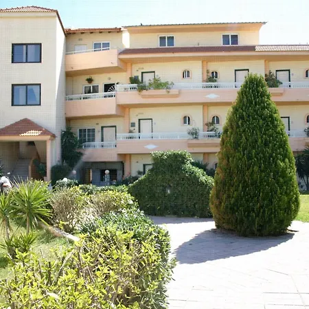Lyristis Dinos Studios & Apartments-2
