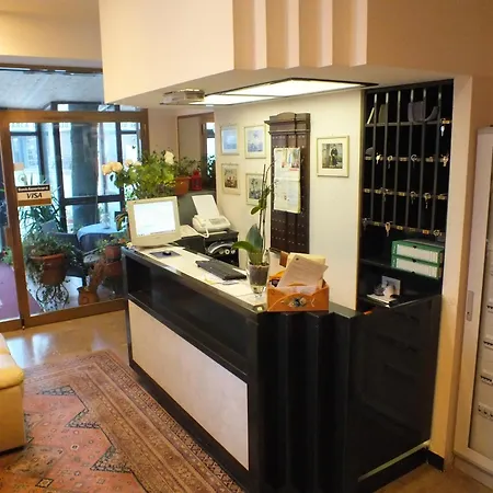 Piccolo Hotel-2