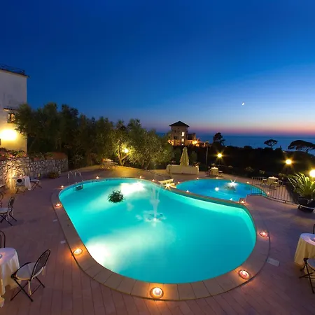 Villaggio Villa Lubrense-2
