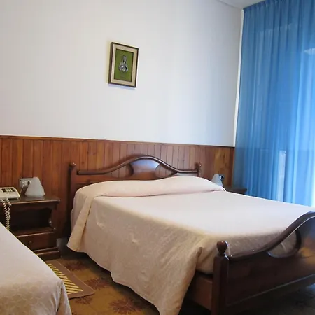 Tourist Hotel-3