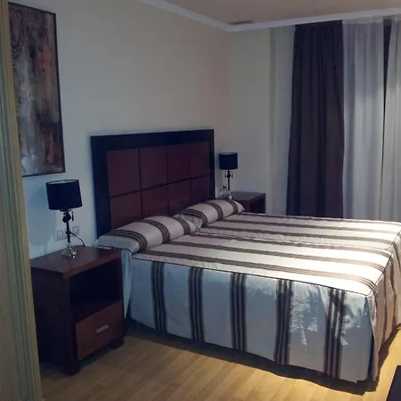 Hotel AV Apartamentos Lobios-2