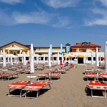 Hotel Righetto Fronte Mare-3