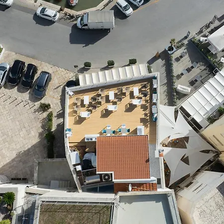 La Banchina Luxury Suites-3