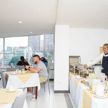 Hotel Torre Poblado-3