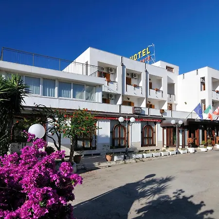 Hotel Apeneste-3