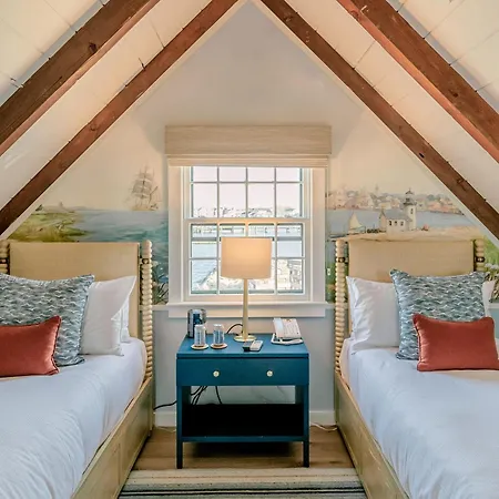 The Cottages At Nantucket Boat Basin-2