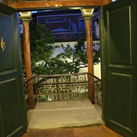 Guest House Old Plovdiv-3