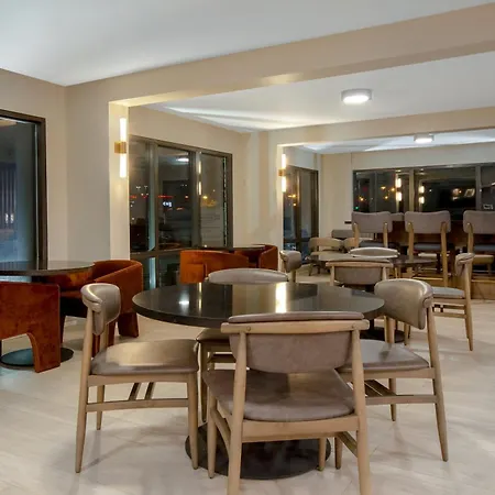 Best Western Plus Meadowlands-2