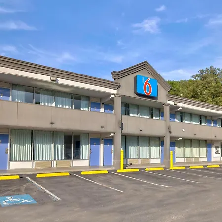 Motel 6 Morgantown-2