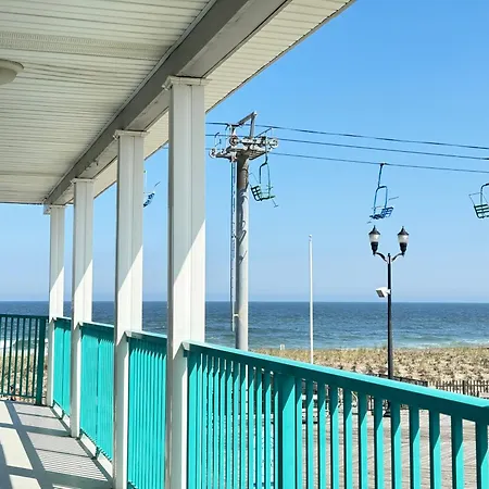Boardwalk Sand & Surf Beach Hotel Oceanfront-3