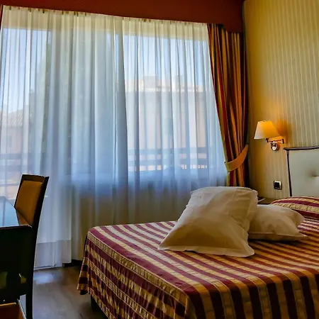 Hotel Benaco Garda ***S-2