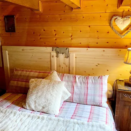 CHALET dei FIORI rooms-2