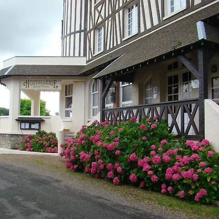 Logis Hostellerie Saint Pierre-2