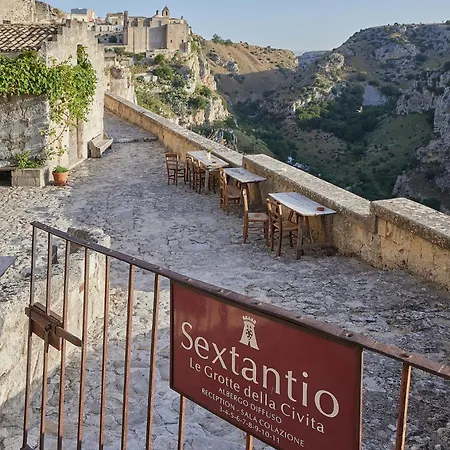 Sextantio Le Grotte Della Civita-2