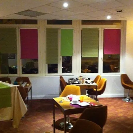 Logis Hotel De France Restaurant Le Lucullus-3