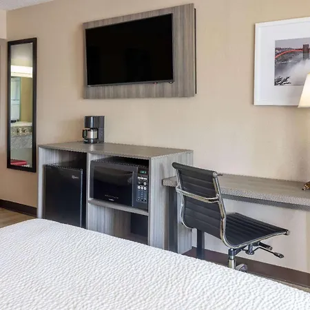 Ramada By Wyndham Rome - Verona-3