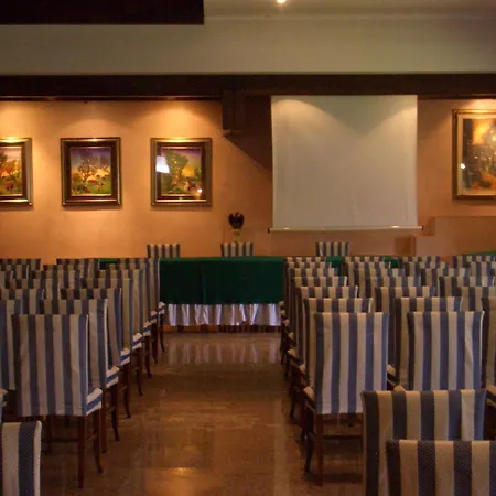 Hotel Posta 77-2