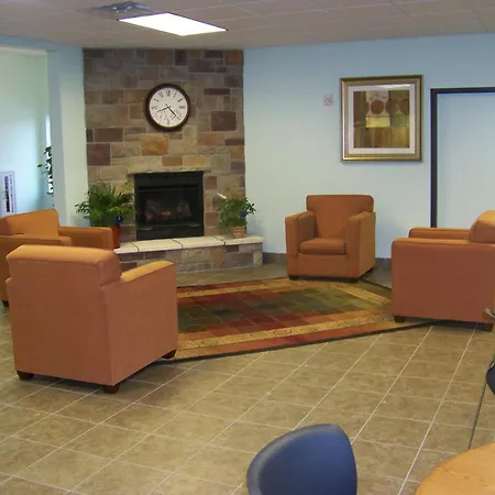 Days Inn & Suites By Wyndham Columbus Ne-2