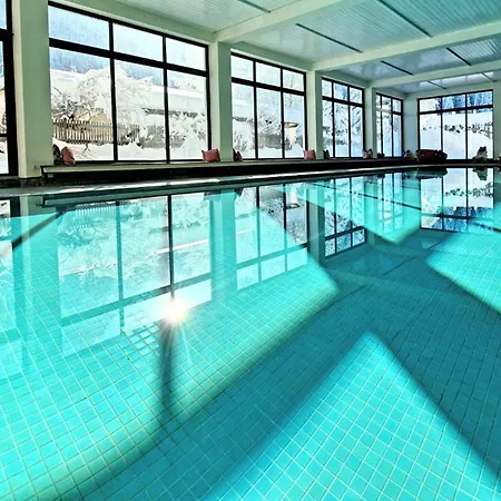 Wellnesshotel ...Liebes Rot-Flueh-2