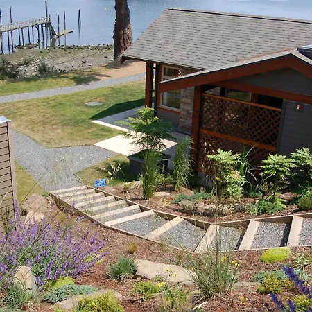 Mayne Island Resort-2