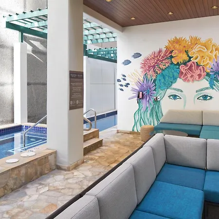 Waikiki Malia-3