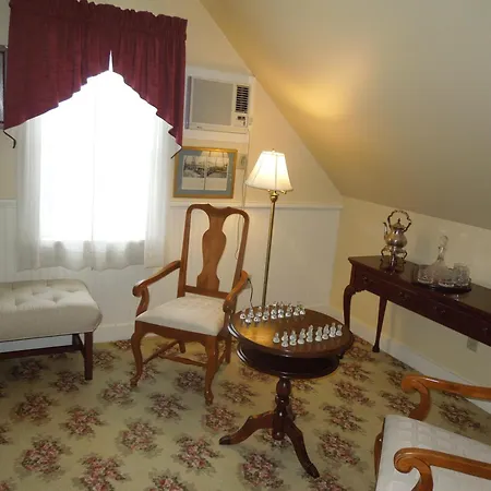Kearsarge Inn-3