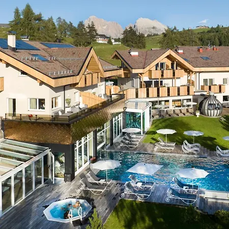 Hotel Rosa Eco Alpine Spa-3