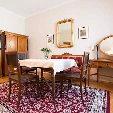 Hotel-Garni Goldenes Kreuz-3