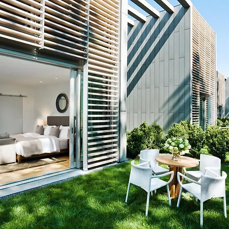 Topping Rose House-2