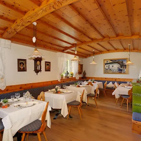 Hotel Dolomitenblick-2