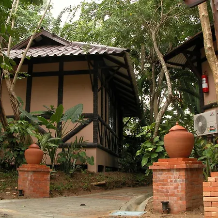 Baan Klang Aow Beach Resort-2