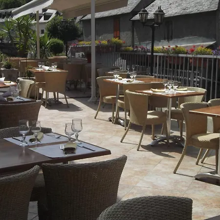 Logis Hôtel Restaurant Auberge de l'Isard-2