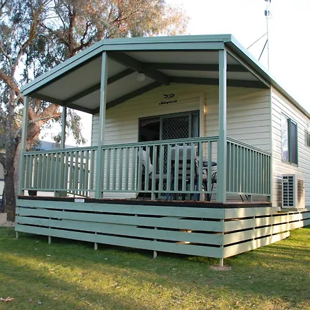Beechworth Lake Sambell Caravan Park-3
