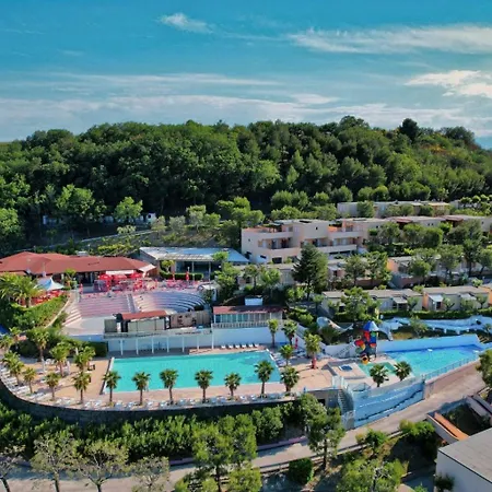 Centro Vacanze Mirage-3