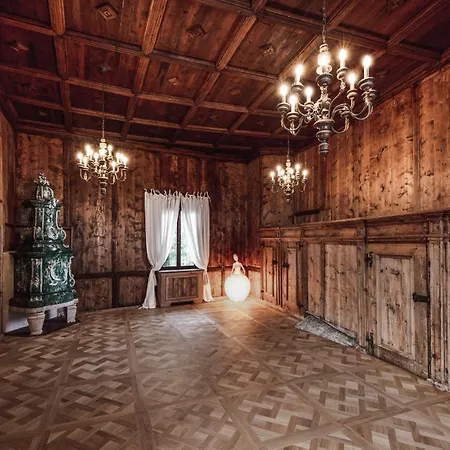 Relais & Chateaux Hotel Castel Fragsburg-3