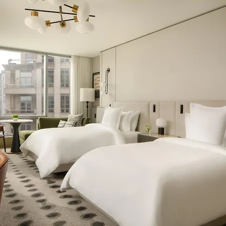 Four Seasons Hotel Toronto-3
