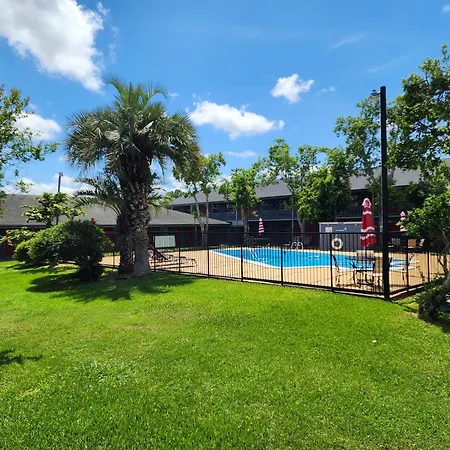 Red Carpet Inn - Houma-2