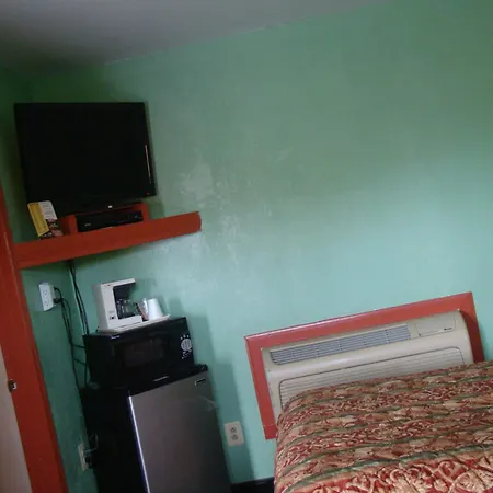 Budget Inn Mount Airy-2