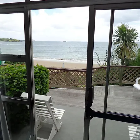 San Marino Motor Lodge Absolute Beachfront-3