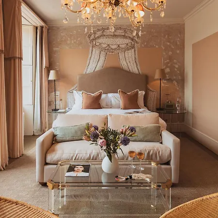 No 15 By Guesthouse, Bath-3