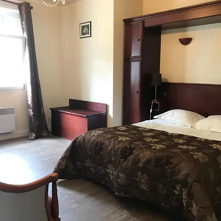 Logis Hotel & Restaurant - Le Chateau Des Tourelles 3 Etoiles-2