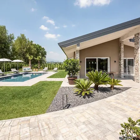 Quellenhof Luxury Resort Lazise-3