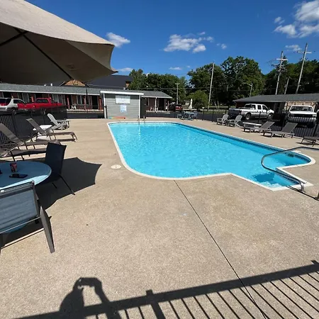 Valley Inn And Suites-3