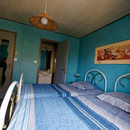 Chambres d'hôtes&Gîtes La Paysanne-3