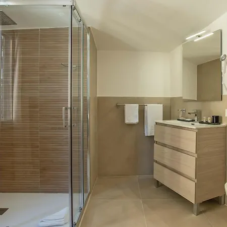 Essence Guesthouse-2