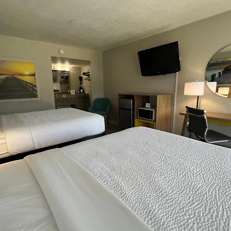 Days Inn By Wyndham Wildwood I-75-2
