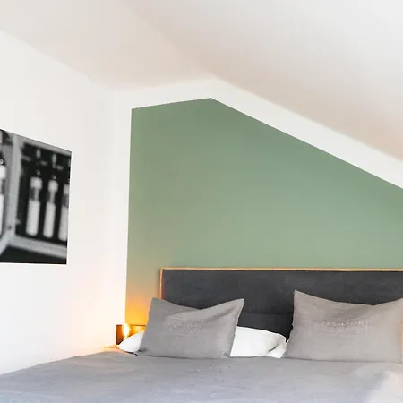 Kracher Hotel Doppelzimmer-2