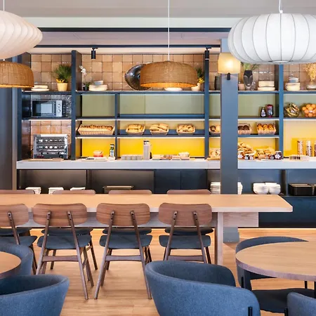 B&B HOTEL Barcelona Mollet-2