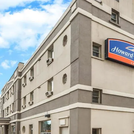 Howard Johnson By Wyndham Toronto Downtown West-2